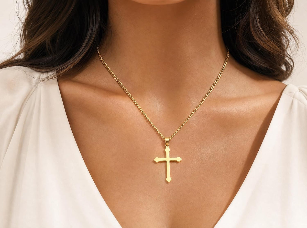 Small Budded Cross Necklace – 18K Gold