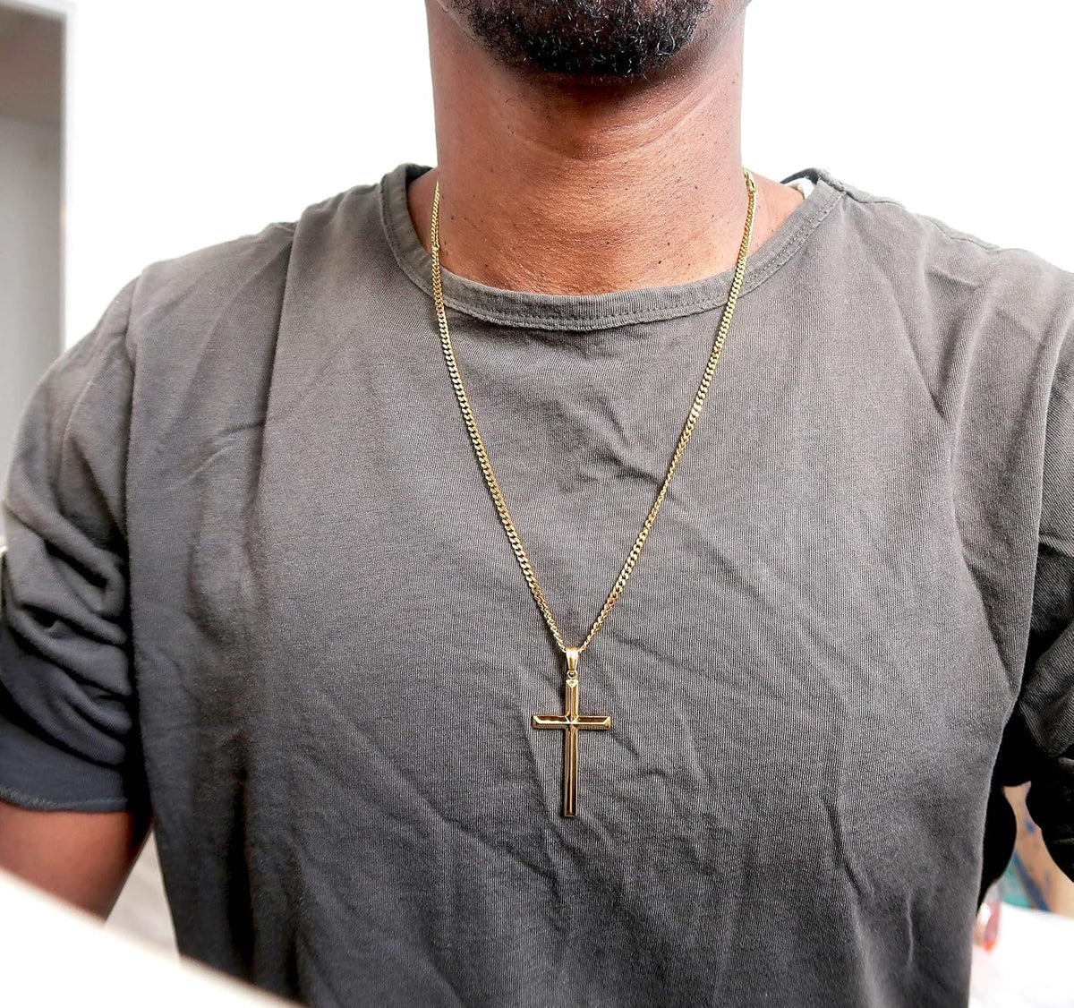 Beveled Cross Necklace – 18K Gold