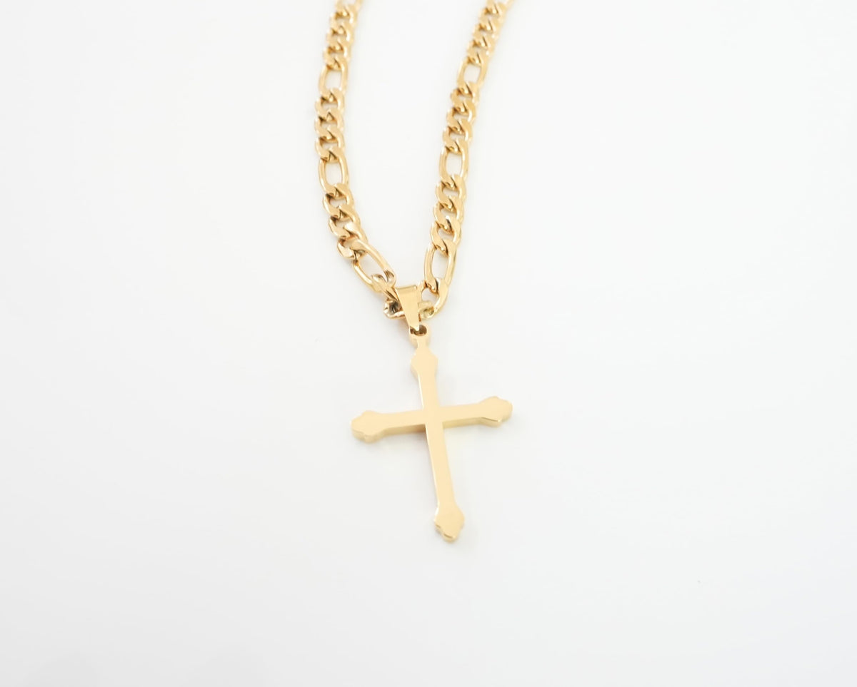 Budded Cross Necklace – 5mm Figaro Chain – 24K Gold