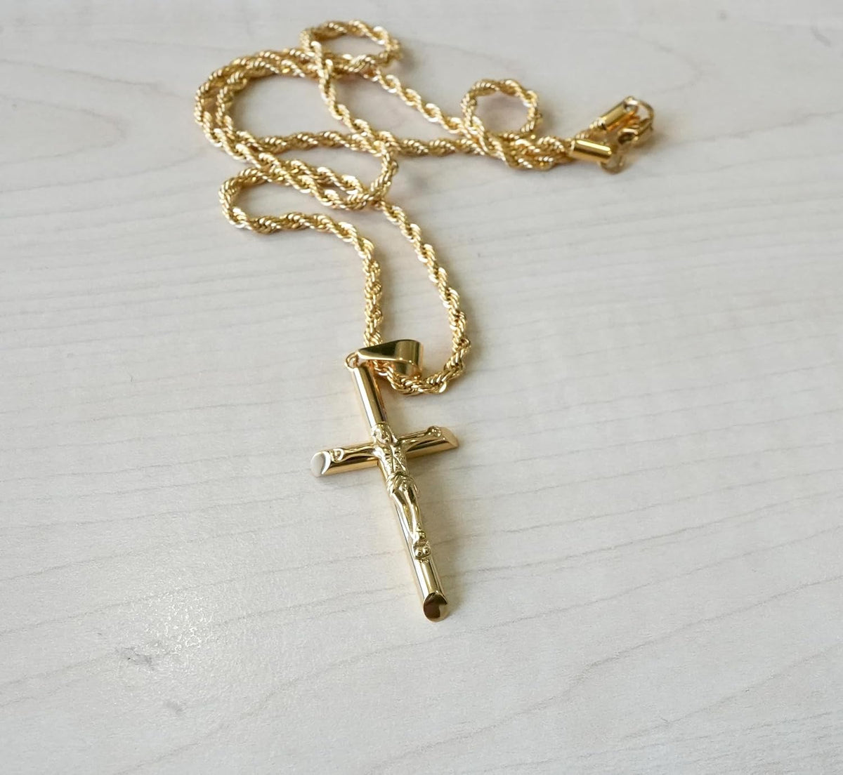 Crucifix Necklace – 3mm Rope Chain – 24K Gold